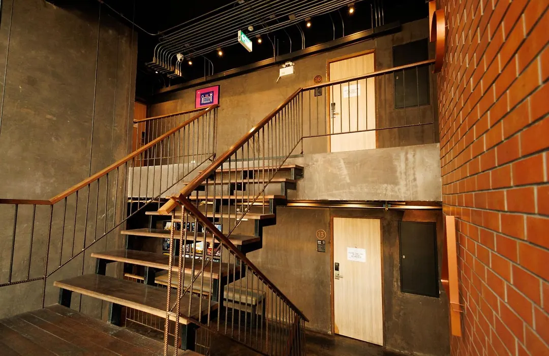 BED STATION Hostel Khaosan-1